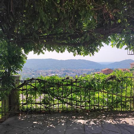 Villa Antonella, App. Vittoria Tavernerio Esterno foto