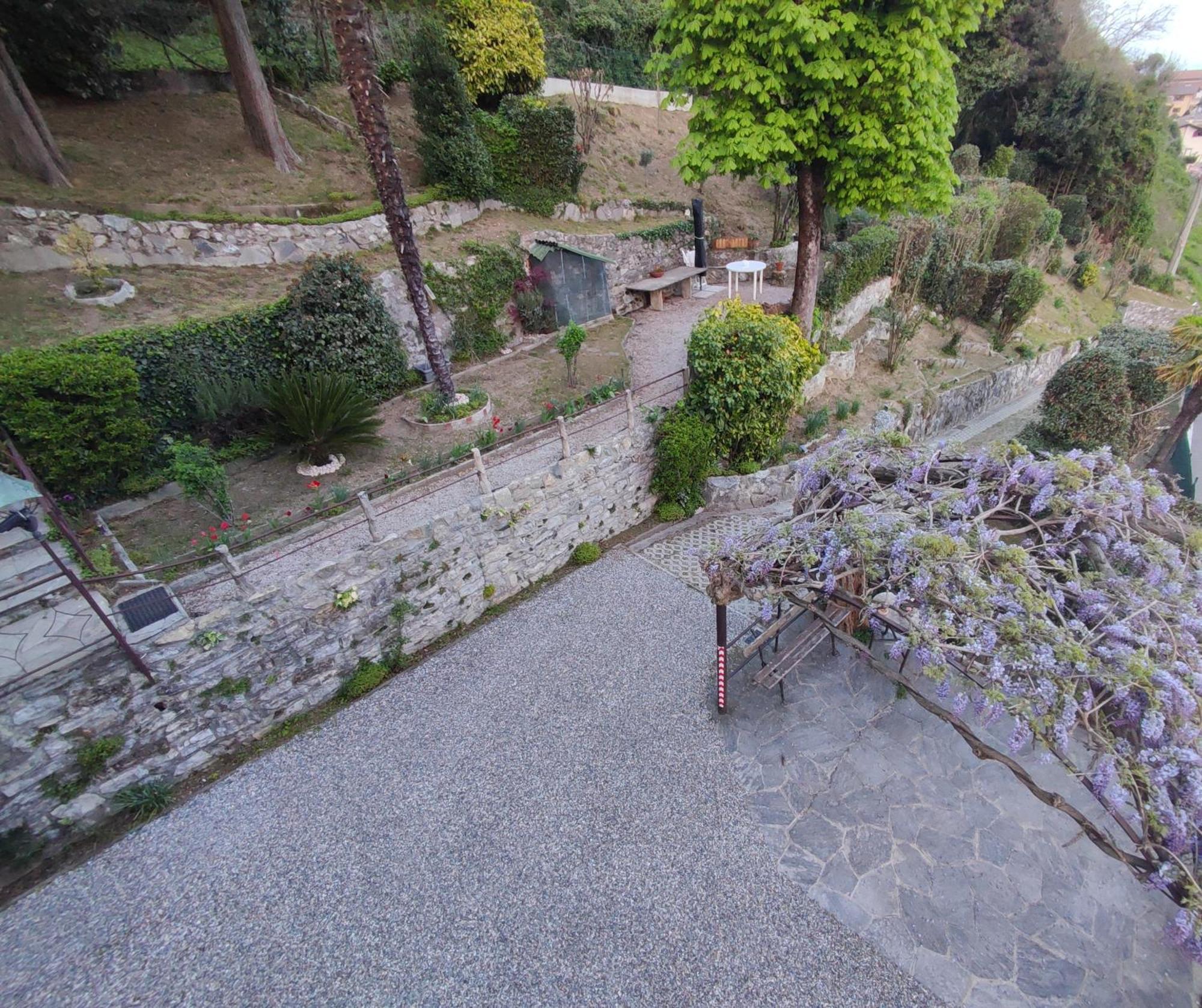 Villa Antonella, App. Vittoria Tavernerio Esterno foto
