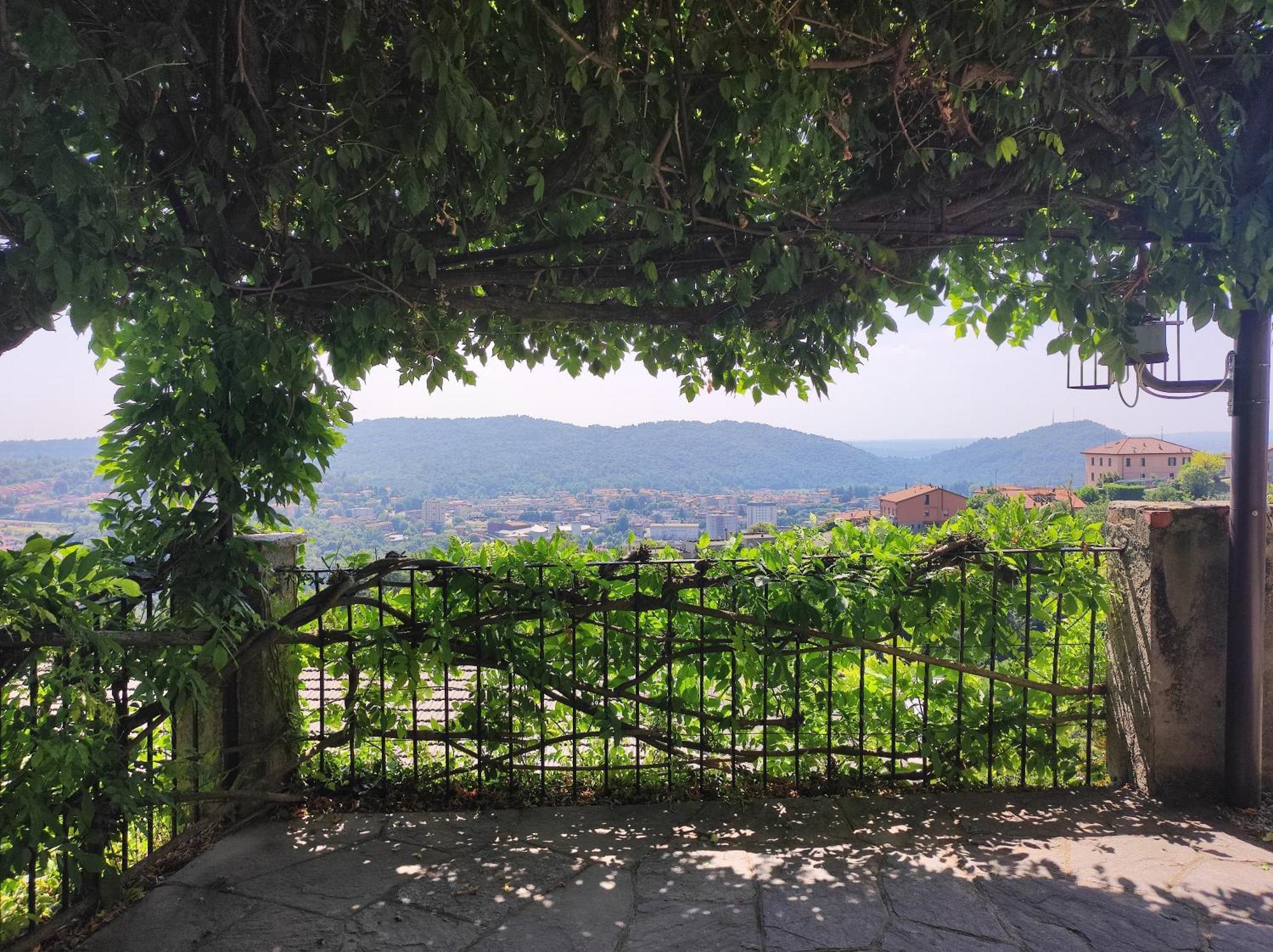 Villa Antonella, App. Vittoria Tavernerio Esterno foto